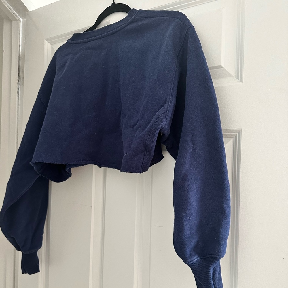 ARITZIA TNA Cozy Fleece Boyfriend Cropped Sweatshirt